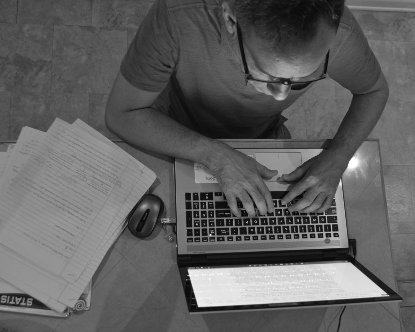 Tech makes professionals more productive. By Catherine De Las Salas. NYC, summer 2015. 